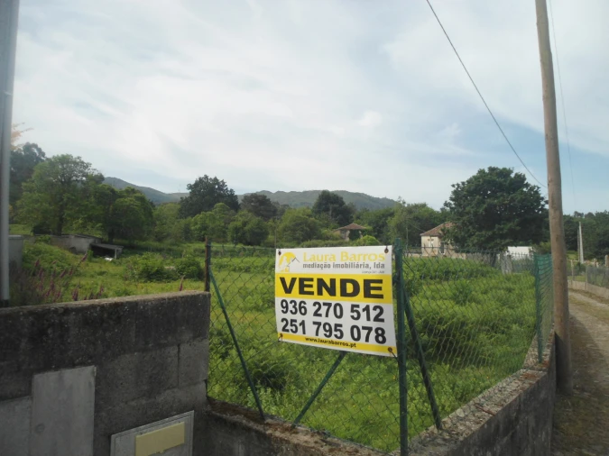 Terreno para Venda em Campos e Vila Meã Foto 5