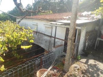 Moradia T2 para Venda em Covas