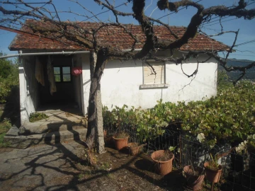 Moradia T2 para Venda em Covas