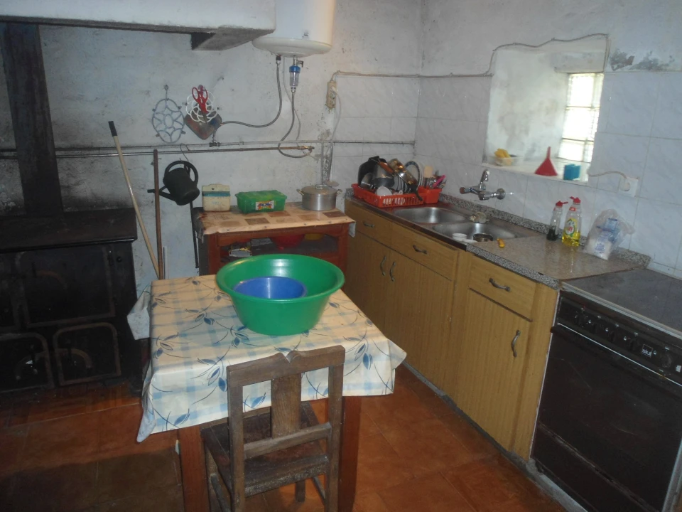 Moradia T2 para Venda em Covas Foto 10