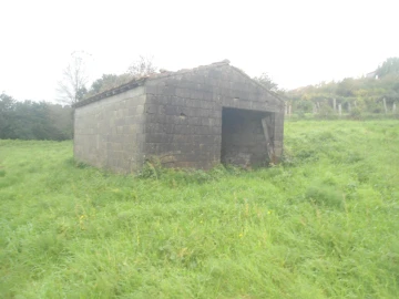 Quinta T0 para Venda em Gondarem