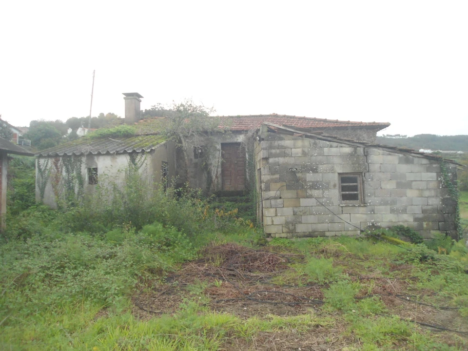 Quinta T0 para Venda em Gondarem Foto 8