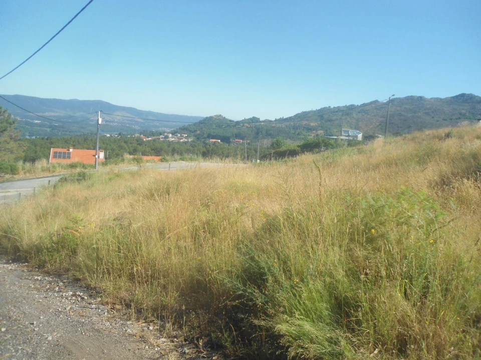 Terreno para Venda em Loivo Foto 6
