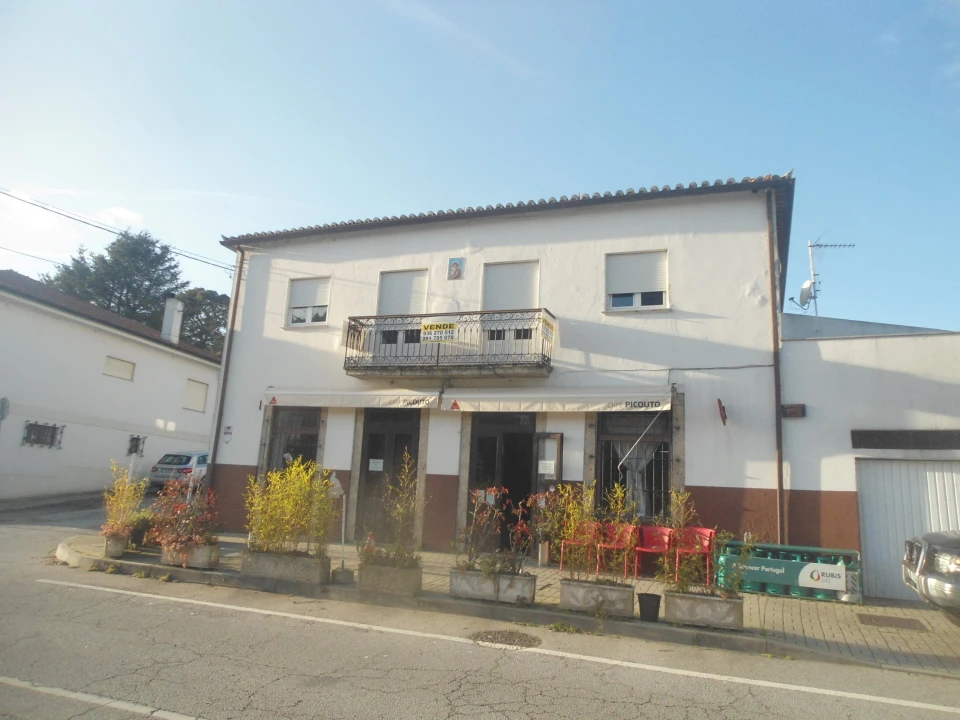 Moradia T4 para Venda em Vila Nova de Cerveira e Lovelhe Foto 3