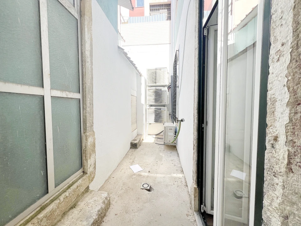 Apartamento T0 para Venda em São Vicente Foto 7