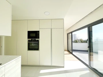 Apartamento T2 para Venda em Pontinha e Famões