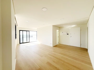 Apartamento T2 para Venda em Pontinha e Famões