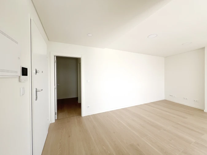 Apartamento T2 para Venda em Pontinha e Famões Foto 15