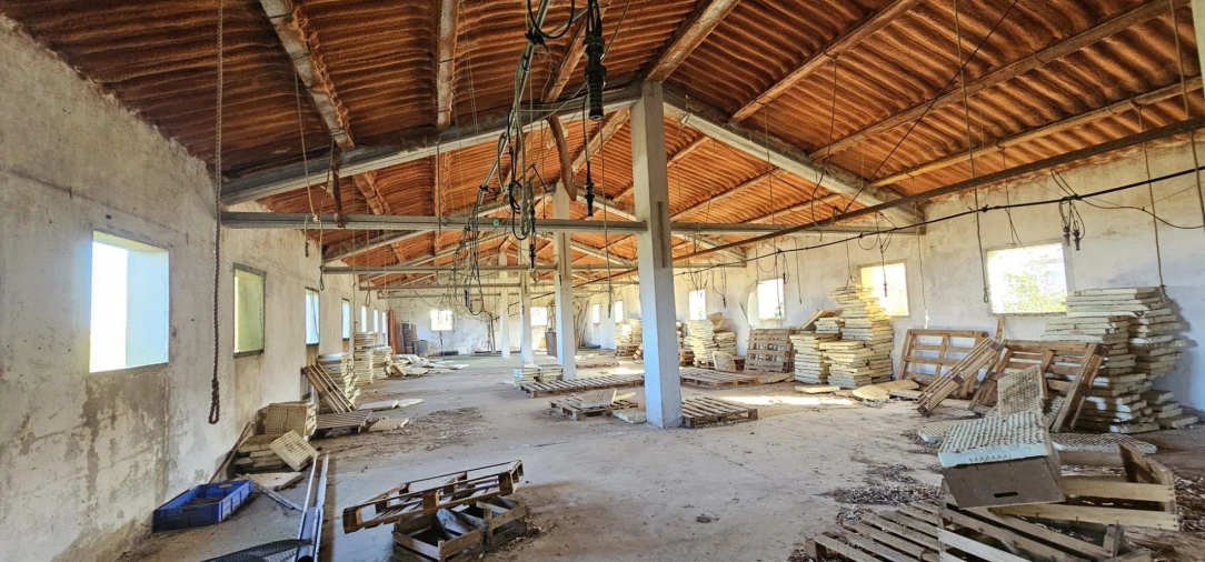 Armazém para Venda em Ribamar Foto 6