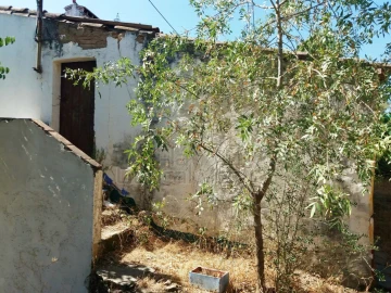 Moradia T1 para Venda em São Domingos de Ana Loura