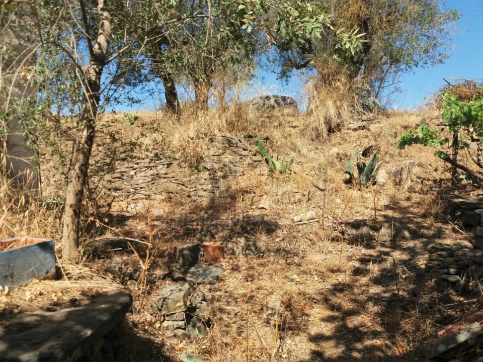 Moradia T1 para Venda em São Domingos de Ana Loura Foto 6