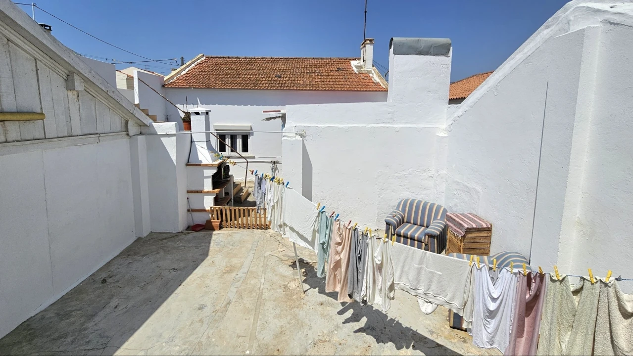 Moradia T4 para Venda em Atouguia da Baleia Foto 18