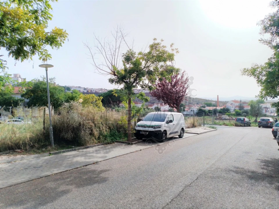 Terreno para Venda em Estremoz (Santa Maria e Santo André) Foto 4