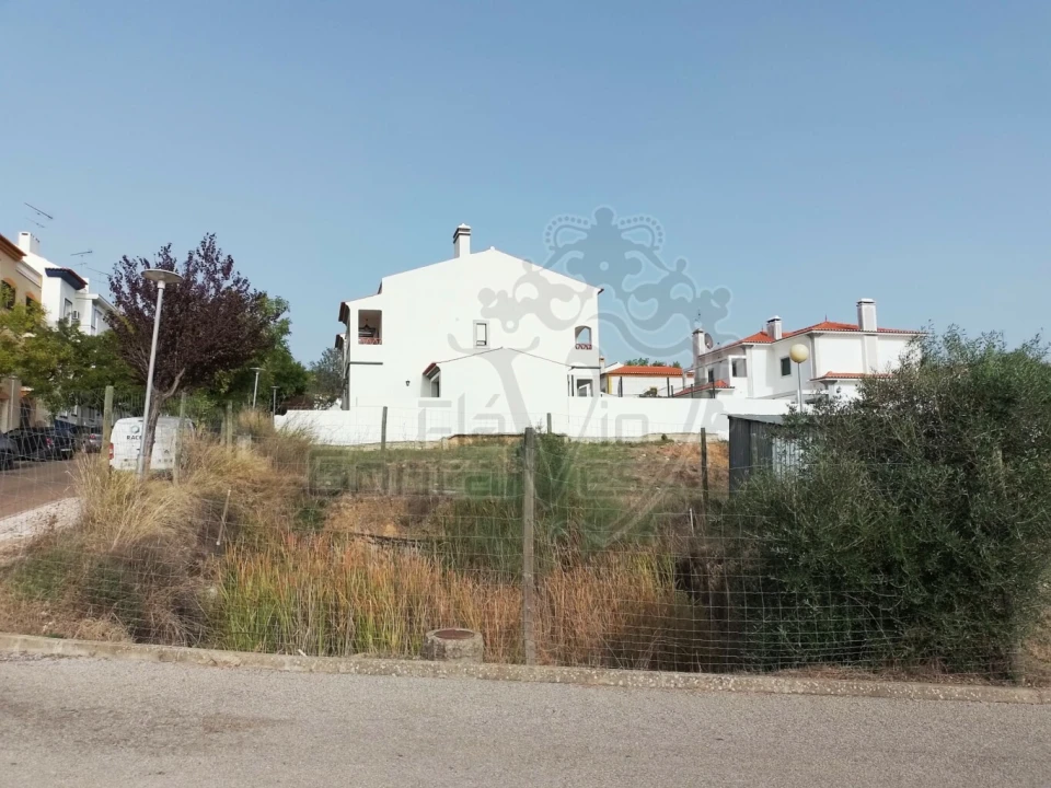 Terreno para Venda em Estremoz (Santa Maria e Santo André) Foto 1