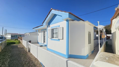 Moradia T3 para Venda em Atouguia da Baleia
