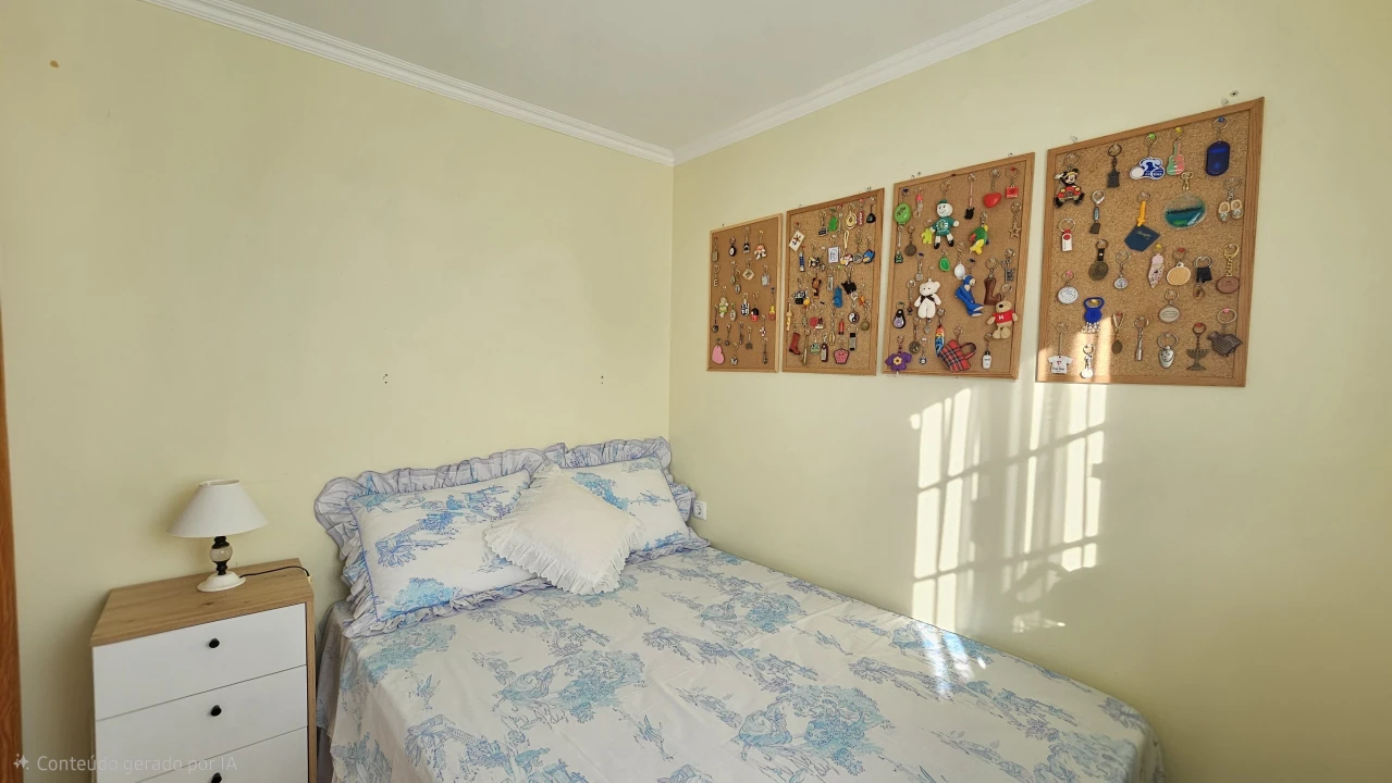 Moradia T3 para Venda em Atouguia da Baleia Foto 12