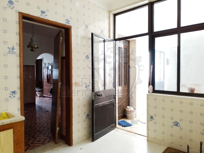 Moradia T4 para Venda em São João Baptista Foto 11