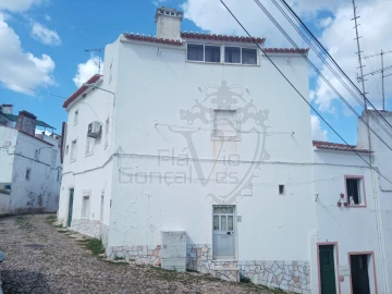 Moradia T6 para Venda em Estremoz (Santa Maria e Santo André)
