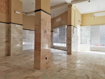 Loja para Venda em Estremoz (Santa Maria e Santo André)