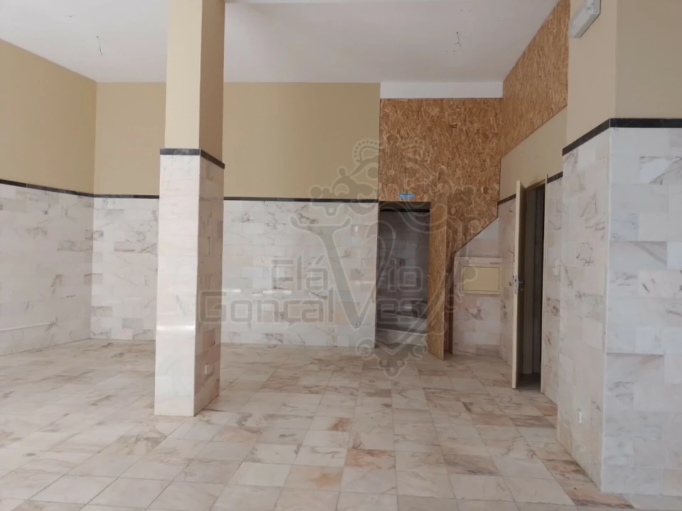 Loja para Venda em Estremoz (Santa Maria e Santo André) Foto 6