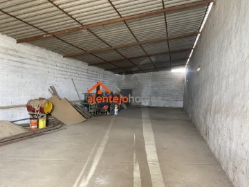 Armazém para Venda em Vimieiro