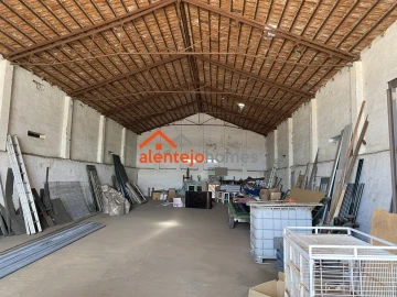 Armazém para Venda em Vimieiro