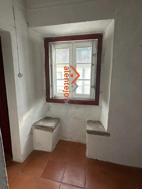 Moradia T1 para Venda em Brotas