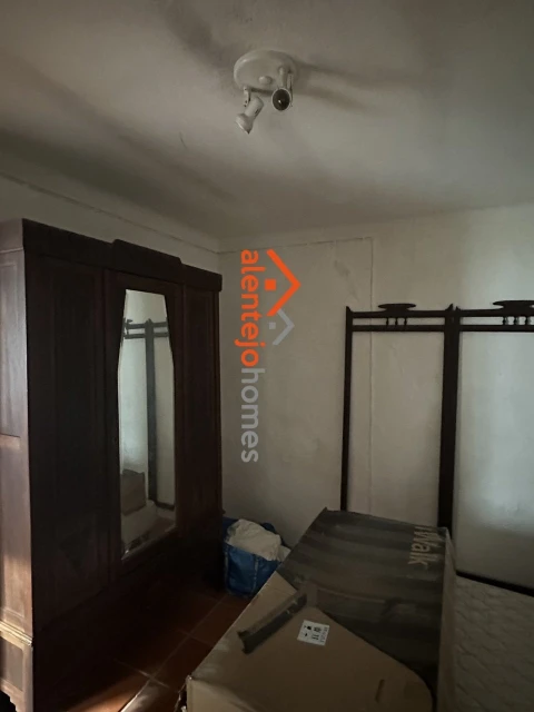 Moradia T1 para Venda em Brotas