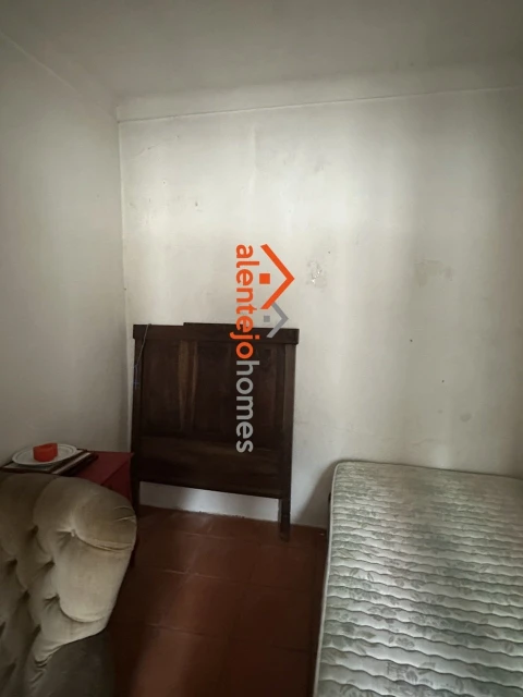 Moradia T1 para Venda em Brotas