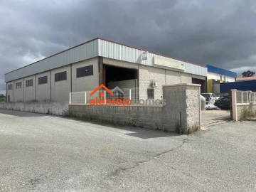 Armazém para Venda em Arraiolos