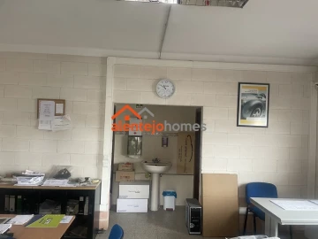 Armazém para Venda em Arraiolos