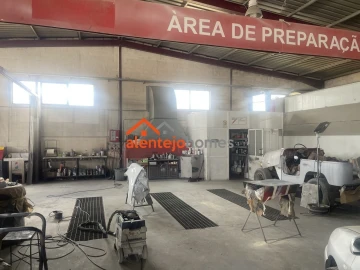 Armazém para Venda em Arraiolos