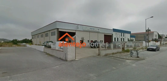 Armazém para Venda em Arraiolos