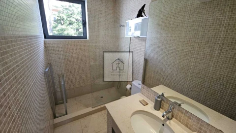 Moradia T3 para Venda em Funchal (Santa Maria Maior)