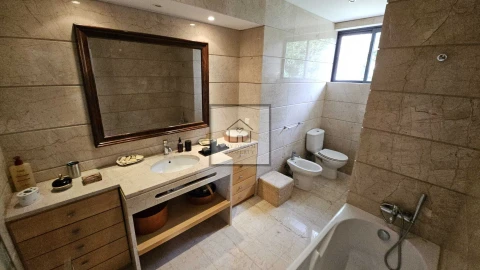 Moradia T3 para Venda em Funchal (Santa Maria Maior)