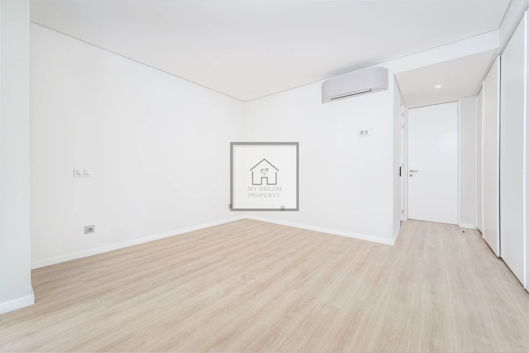 Apartamento T3 para Venda em Funchal (Se) Foto 17