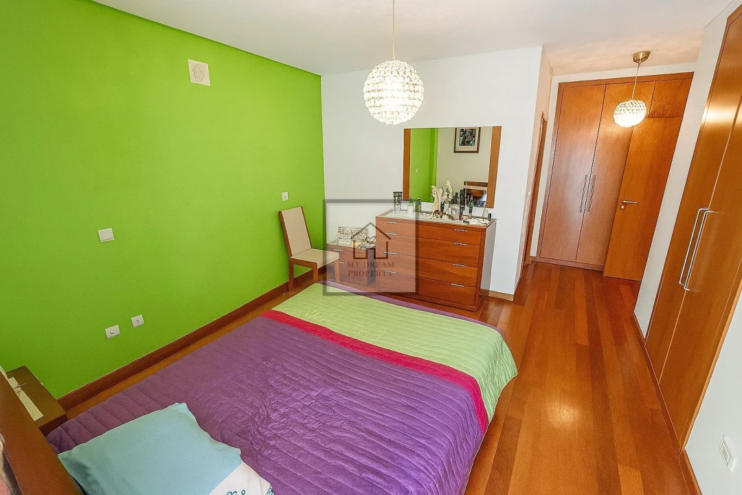 Apartamento T2 para Venda em São Martinho Foto 11