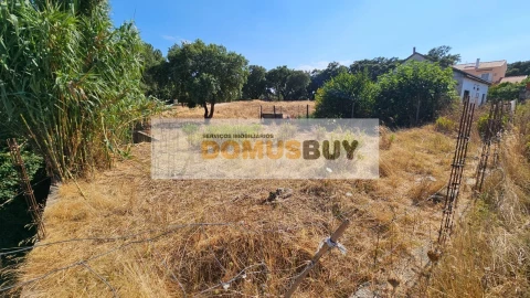 Terreno para Venda em Santo Antonio da Charneca