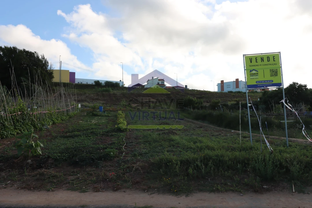 Terreno para Venda em Bombarral e Vale Covo Foto 1
