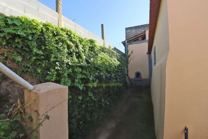 Moradia T1 para Venda em Peral