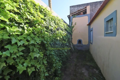 Moradia T1 para Venda em Peral