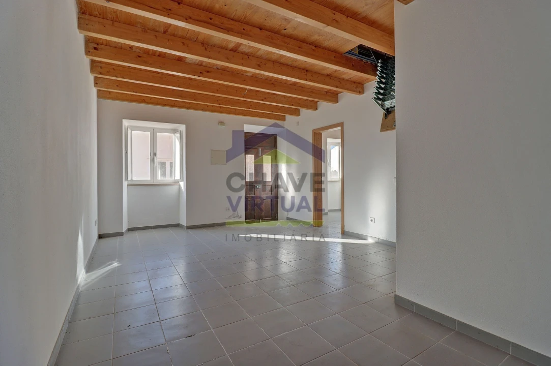 Moradia T1 para Venda em Peral Foto 1