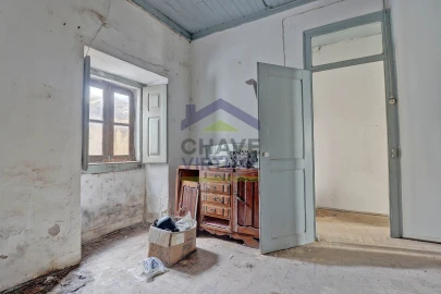 Moradia T1 para Venda em Bombarral e Vale Covo