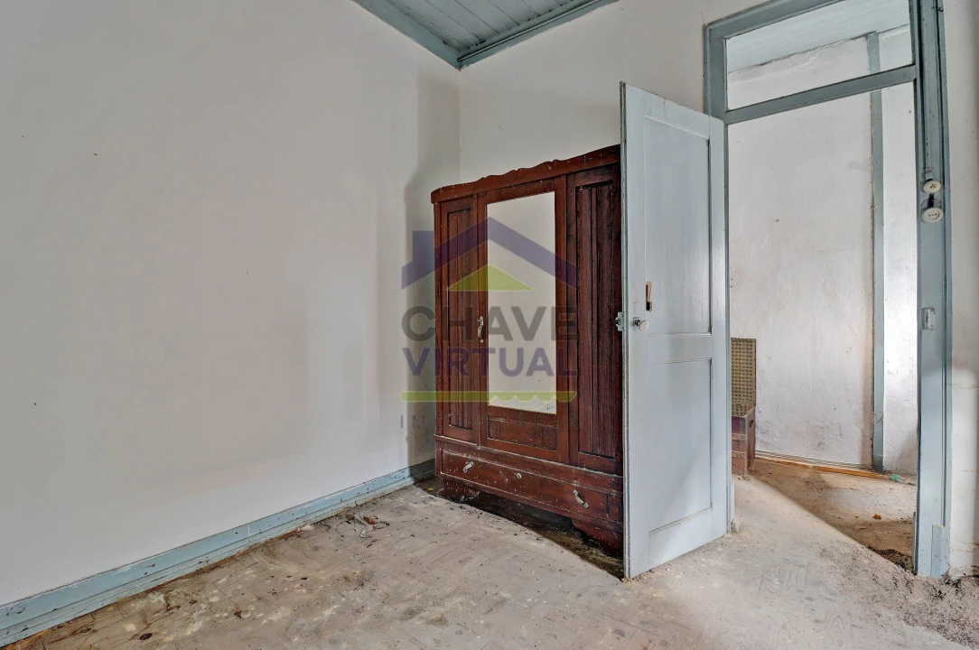 Moradia T1 para Venda em Bombarral e Vale Covo Foto 4