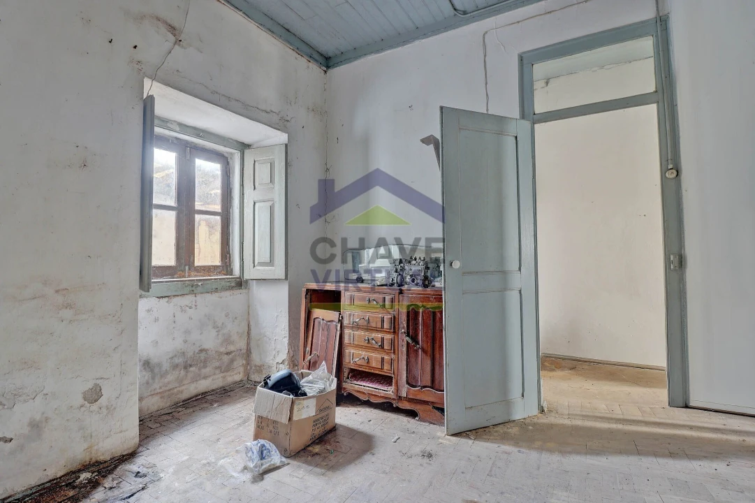 Moradia T1 para Venda em Bombarral e Vale Covo Foto 2