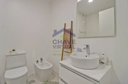 Apartamento T3 para Venda em Bombarral e Vale Covo