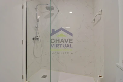 Apartamento T3 para Venda em Bombarral e Vale Covo