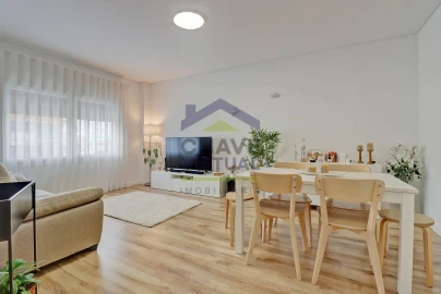 Apartamento T3 para Venda em Bombarral e Vale Covo
