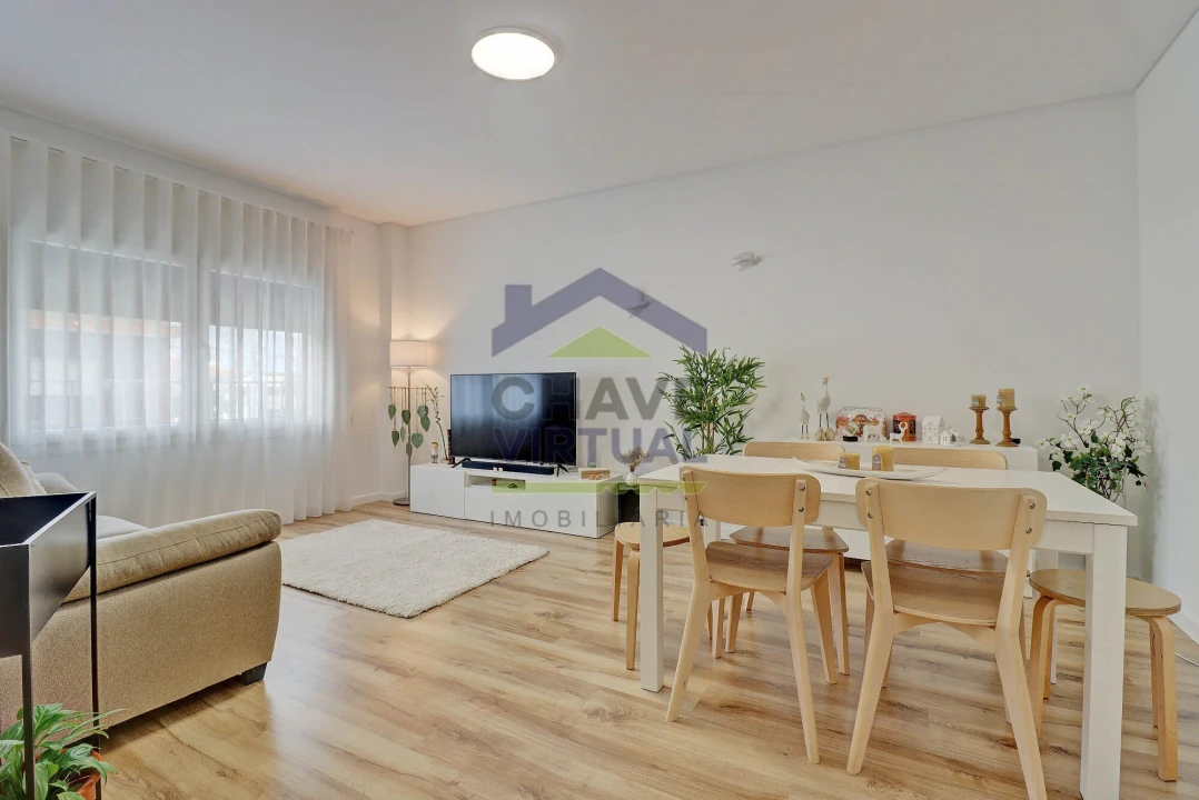 Apartamento T3 para Venda em Bombarral e Vale Covo Foto 1