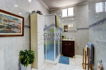 Moradia T4 para Venda em Cadaval e Pêro Moniz